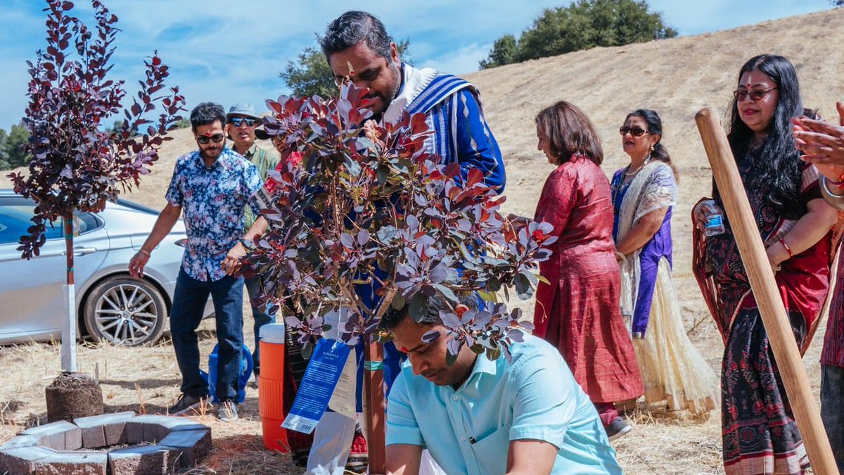 PadmajaDash_PD's tweet photo. Odisha Delegates Visiting Proposed Jagannatha Temple site in California. Absolute humbled, Ajit &amp; me hv been volunteers since the work started.
@CMO_Odisha
@btushar02
@SujeetKOfficial
@_anugarg
@VKPandian0
@manojmishrasays
@manas_r_panda
@VSSUTB
#Jagannatha #JCEC #VSSUTOAA https://t.co/KydHnhAych