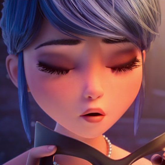 ambitiouschat's tweet image. #MiraculousLadybug #MiraculousAwakening 
UM HELLOOOO CAN WE TALK ABOUT MARINETTES LASHES??? A NEED.