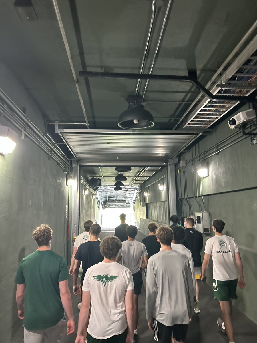Green Bay Menโs Basketball (@gbphoenixmbb) on Twitter photo ๐๐๐ฉ๐ก๐๐ฉ๐ค๐ฌ๐ฃ ๐๐ค๐ช๐๐.
Appreciate <a href="/PackersHOF/">Packers Hall of Fame</a> for showing us around Lambeau today! ๐๐๐ฉ๐ก๐๐ฉ๐ค๐ฌ๐ฃ ๐๐ค๐ช๐๐.
Appreciate <a href="/PackersHOF/">Packers Hall of Fame</a> for showing us around Lambeau today!