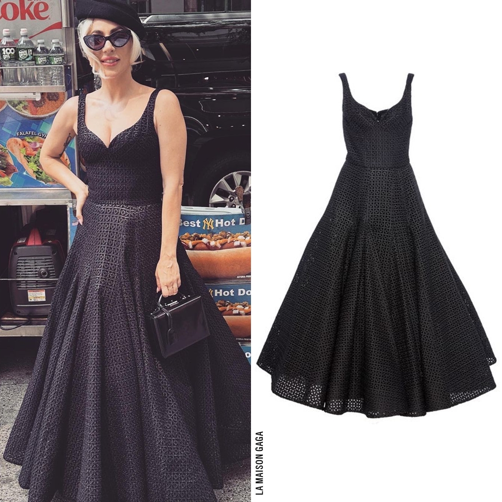 LaMaisonGaga_'s tweet image. Lady Gaga celebrates @itstonybennett's birthday in NYC wearing NYC designer @CSiriano Spring/Summer 2018 dress, #GigiBurris "Laura" halo hat, @Illesteva "Pamela" sunglasses and her #MarkCross "Grace" box bag!