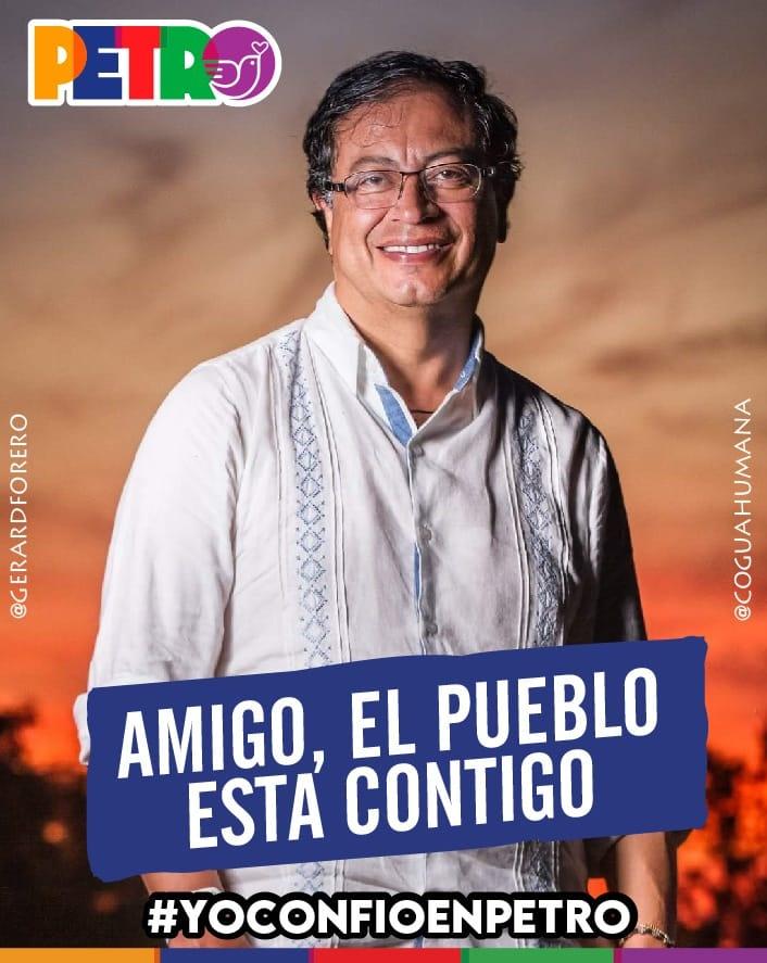 Pelicolombianas's tweet image. No caigamos en la trampa. La Fiscalía quiere tumbar al primer gobierno del pueblo y para el pueblo. 
#LeCreoAlPresidente