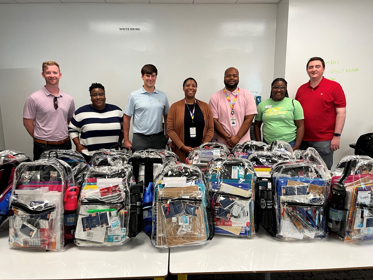 CHRIS180_Change's tweet photo. Thank you to our friends at @Accenture for their donation of backpacks, filled with new school supplies for the youth in our foster care program who are headed back to school this week! #BacktoschoolAtlanta @DeKalbSchools @apsupdate @FultonCoSchools @CCPSNews https://t.co/RRk8aayBLk