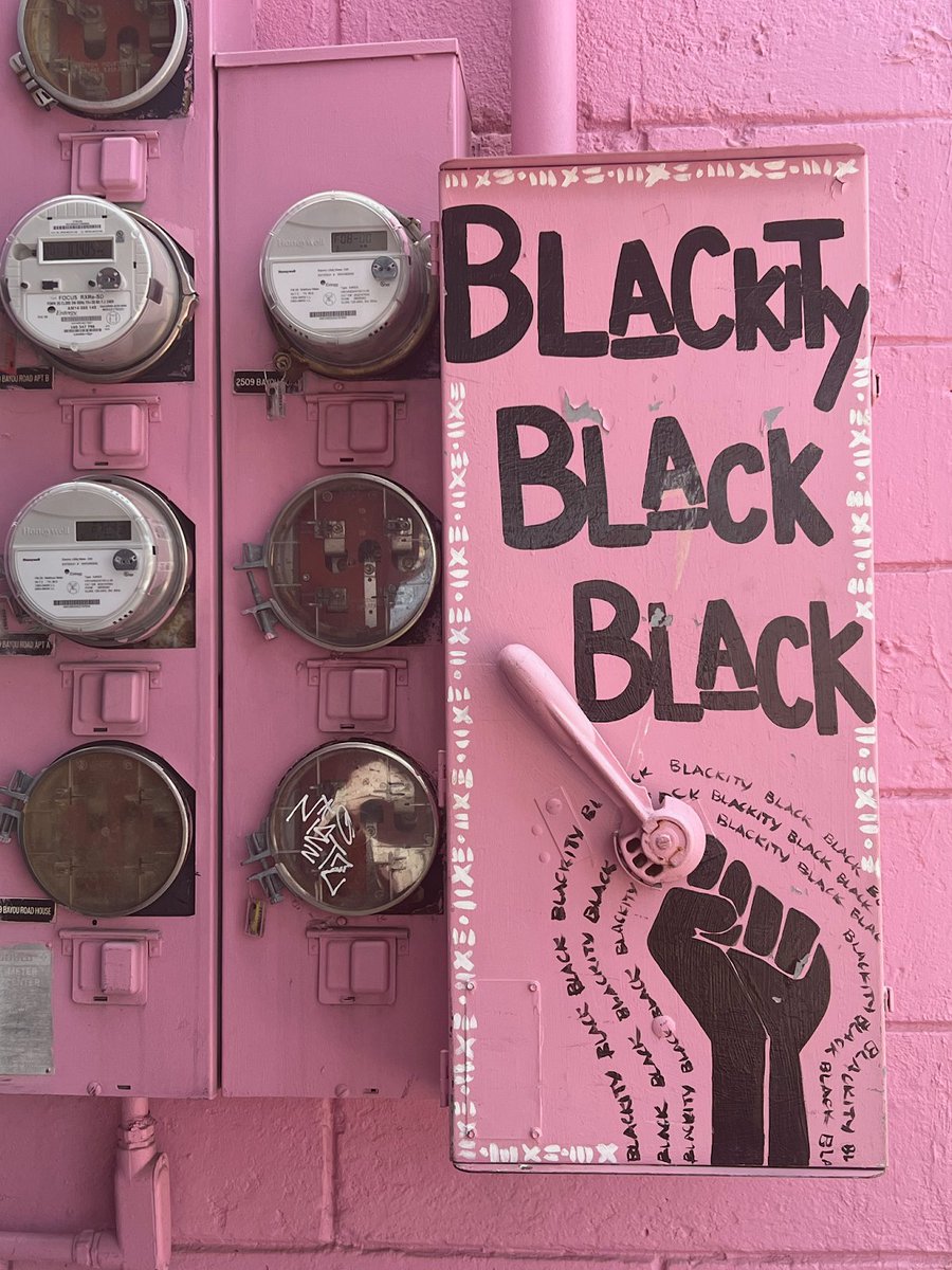 yoursosteam's tweet photo. New Orleans has a rich history of media publishing and art, created by black folks. Read more in ‘Case Study: Beverly S. McKenna–Reppin’ the Culture’ by @mediaghosts here: https://t.co/8dG1QMOBwz
#NewOrleansHistory
#BlackCreatives
#ArtistsOfColor https://t.co/0FSln0YuK4