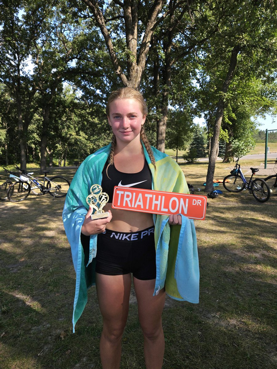rrgirlsxctf's tweet photo. 2023 Distance Running Camp Day 4- First Annual Riders Distance Icelandic Triathlon. Congrats to Jocelynne Hoefs on her hard fought victory! #Triathlon #enjoytheride @RRHSactivities https://t.co/pWcH2YKCJO