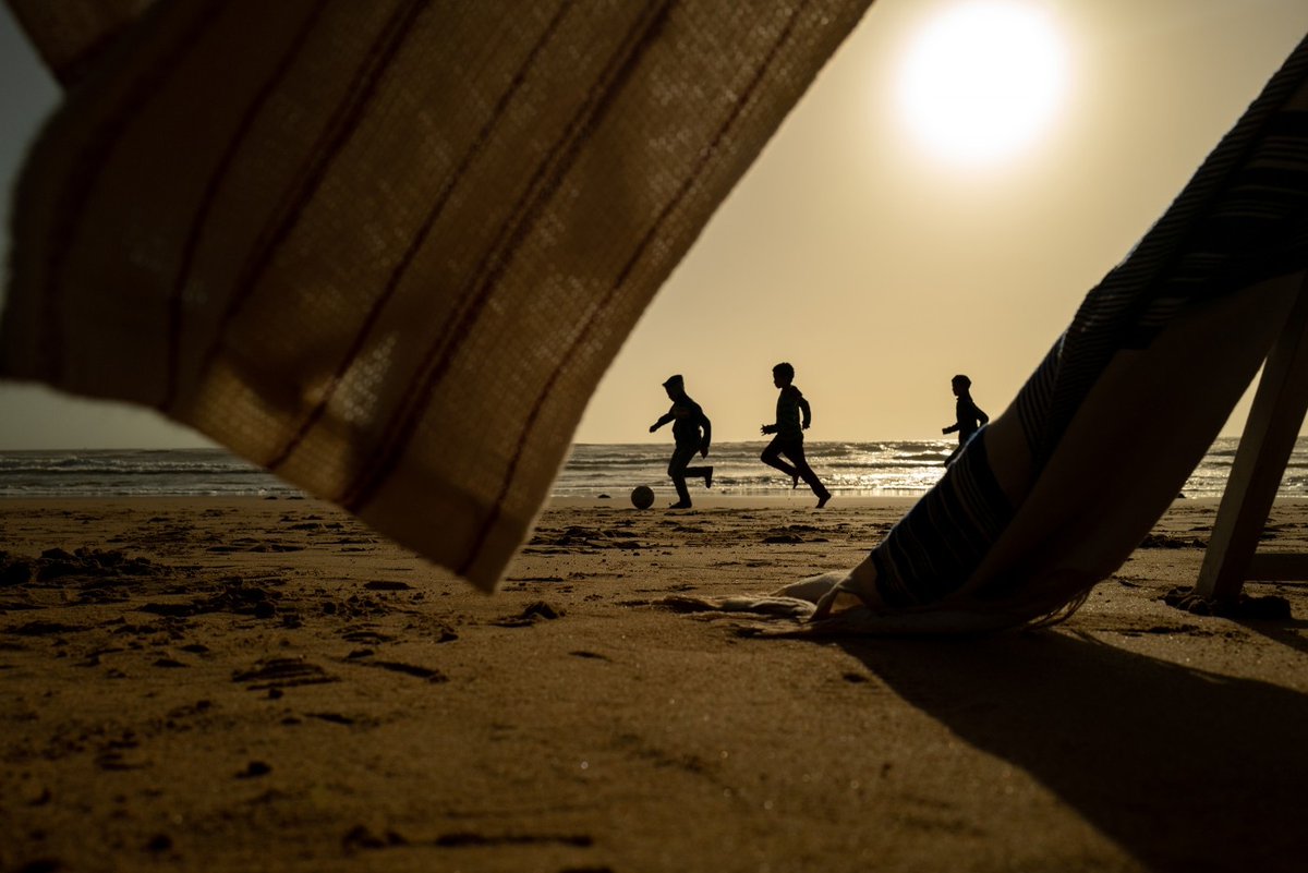 AppliedArts's tweet photo. 2023 Applied Arts Photography Awards winner Jeremy Dionn in the category Lifestyle Photography captures the feeling of summer in this work: Sons & Sun.
#photography #photographer #imagemaker #summer #appliedarts #creative #artist #images https://t.co/cbJv9Dtmcy