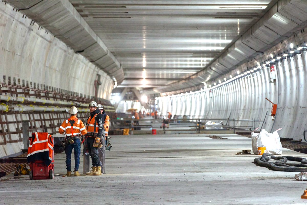 Dan Andrews tweet media