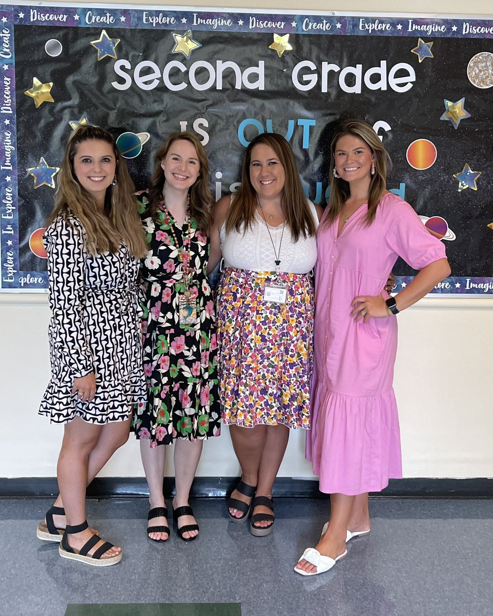 Second grade is out of this world! I cannot wait to spend this school year working along the side of these amazing ladies at <a href="/DunwoodySprings/">DunwoodySpringsElem</a> ! <a href="/Mrs_Eller_/">Kayla Eller</a> <a href="/msobrienDSES/">Ms. O’Brien</a>