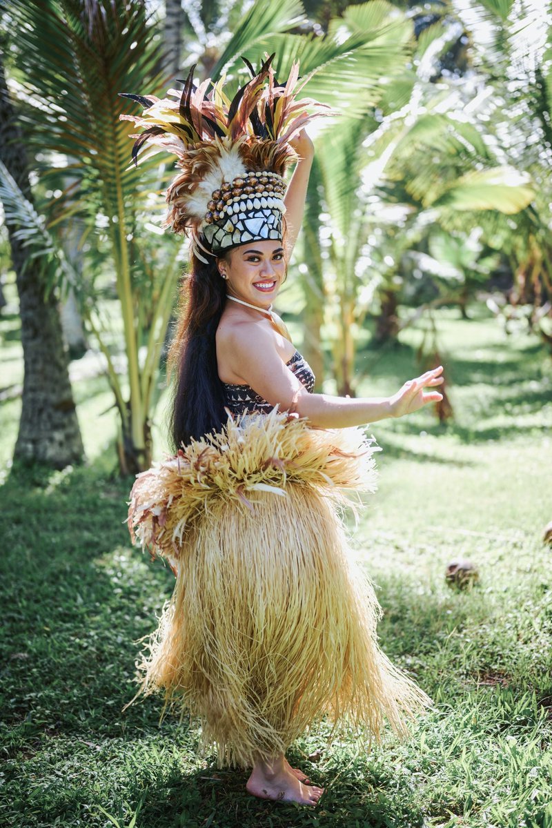 Ia Orana everyone! 😊 We're excited to listen to your thoughts! Share your advice on dancing Tahitian dances