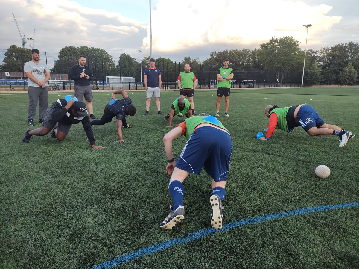 SouthwarkTigers's tweet photo. A brilliant #tacklesafe clinic 🤼 delivered by @EnglandRugby 🏴󠁧󠁢󠁥󠁮󠁧󠁿

Thanks Chris Spedding and Adrian Boyce for your valuable support.

It's been amazing seeing so many coaches from different teams coming down to the club.

This is what #rugby is all about.

The game of our life 🔥 https://t.co/z8xqxbnWJo