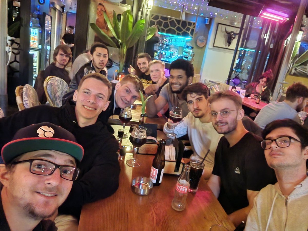 sirekosu's tweet photo. Evening meet with Spazza gang! #COE2023 🌆 https://t.co/vEOtM6Oh1T