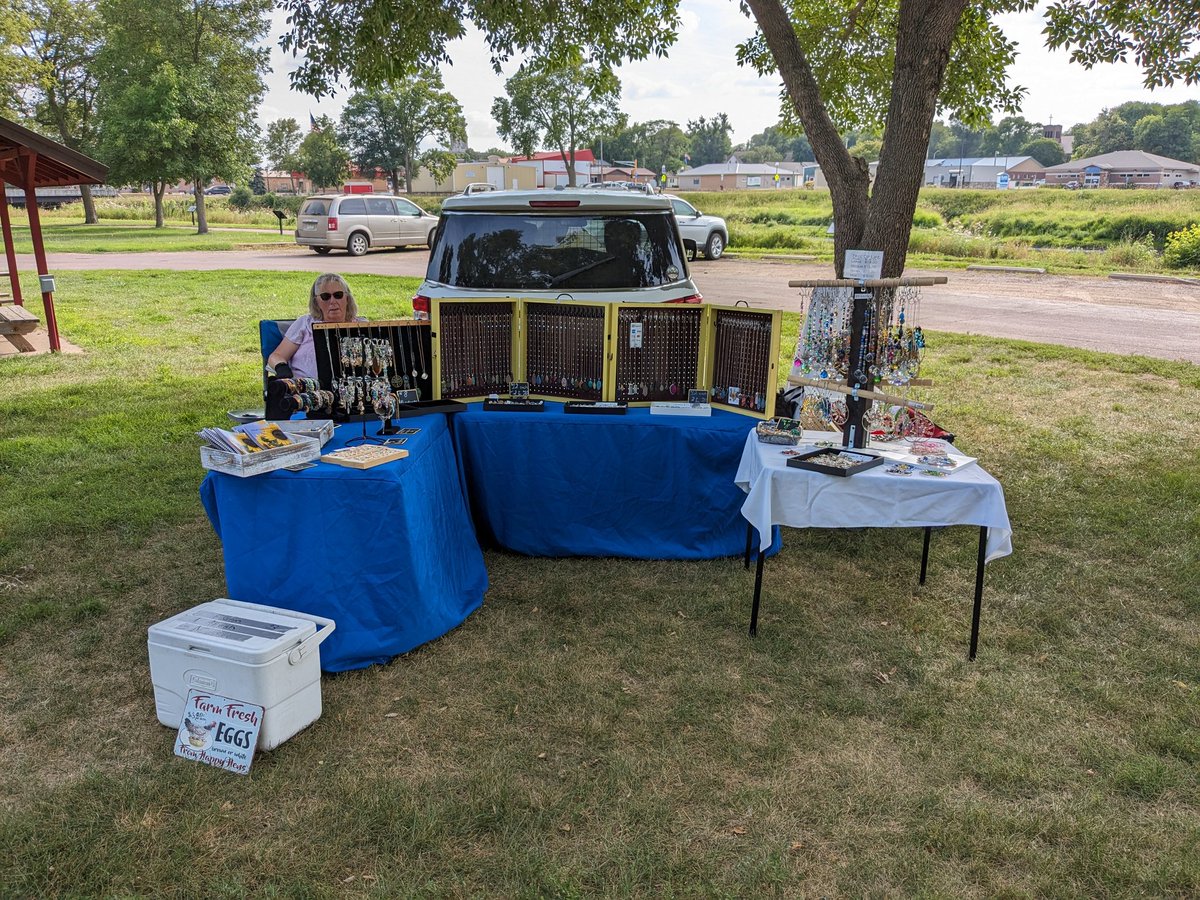 kkojradio's tweet photo. Ashley Park is the place to be for the Riverside Farmers & Makers Market until 6:30 tonight! Thursdays with a 3:30 for several more weeks of summer! #jacksonmn https://t.co/mnmWu4QxDv