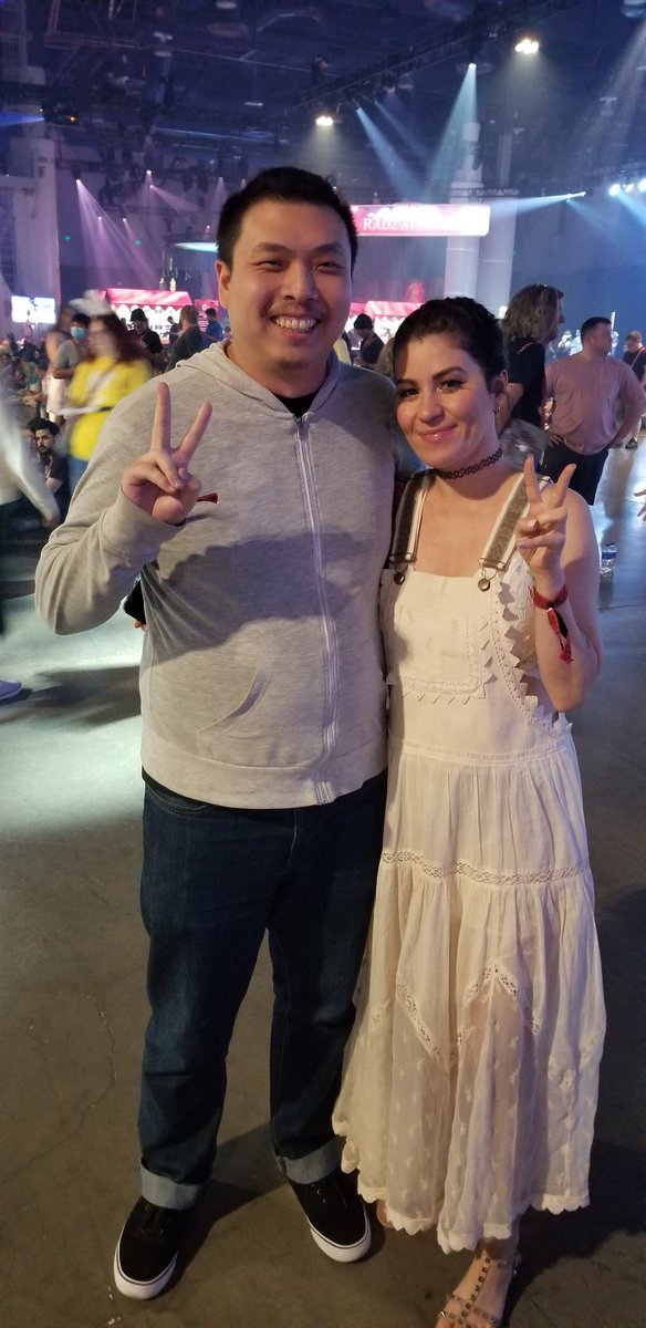 KowruAil's tweet photo. A very special thank you to @YunalesckaGames for taking the time and taking a photo! So excited to meet you at Fan Fest. Thank you for all that you do and create. Final Fantasy and RPGs forever. #FanFest2023 https://t.co/TpZwJRq1HY