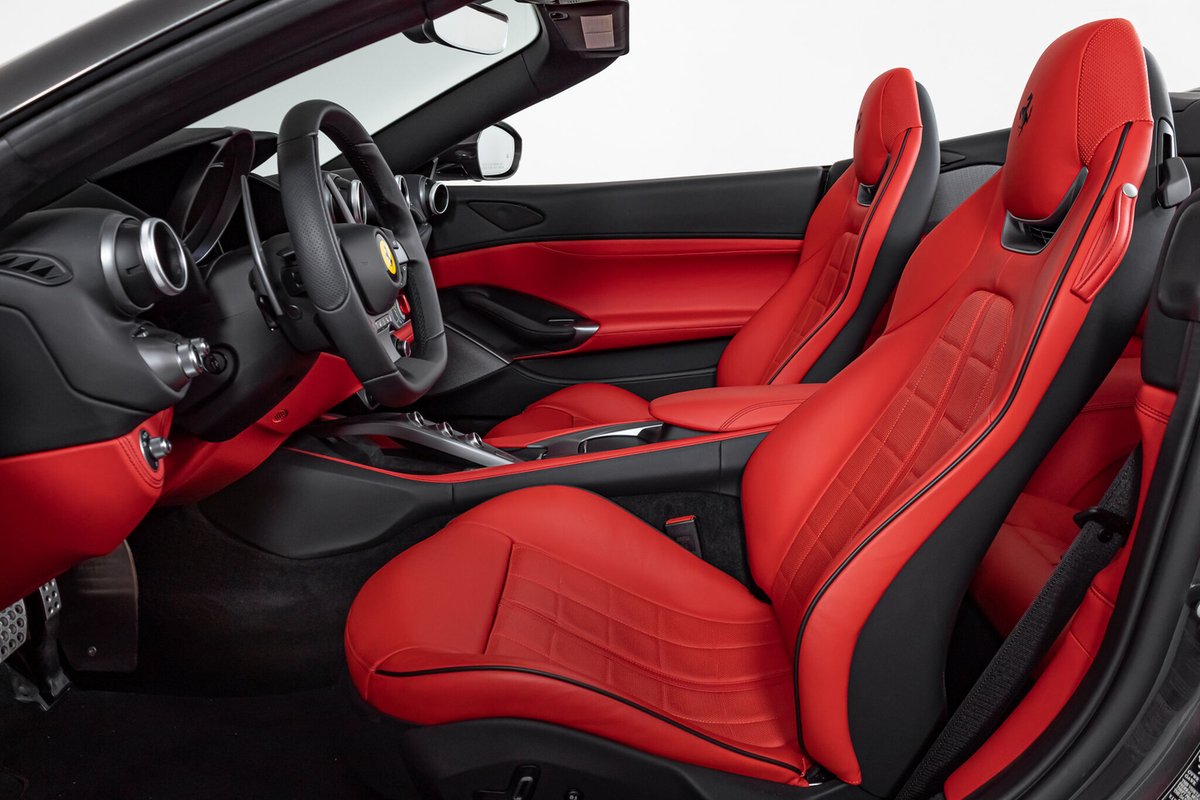 FerrariSouthBay's tweet image. Unleash your driving dreams with the Ferrari Portofino M from Ferrari South Bay! A masterpiece of power and elegance, it's packed with new features for the ultimate driving experience！🤩 

More detail: 
ferrarisouthbay.com/auto/used-2022…

#FerrariPortofinoM #PureDriving #FerrariSouthBay