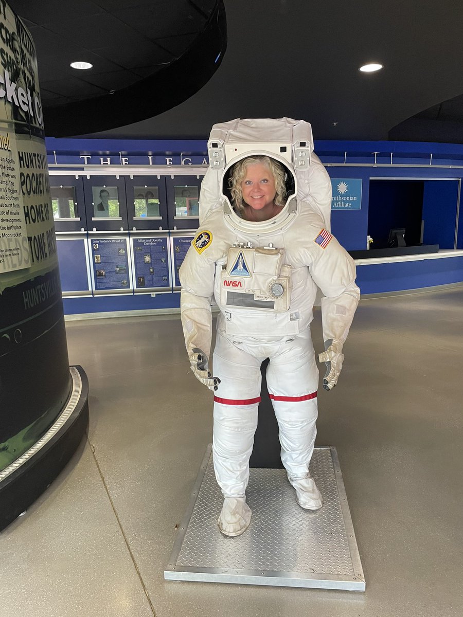 LaRose_AP's tweet photo. Finally got to the Space and Rocket Center in Huntsville, Alabama!  Loved exploring there!! I wanted to be an astronaut when I was young and now I have the picture I always wanted! https://t.co/cmf0A0MxS9