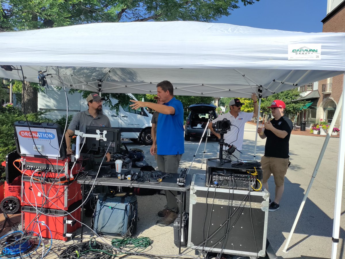 DroNationVideo's tweet image. Our team had an amazing time covering the Lake Forest Day Parade this week. Mother Nature cooperated and we rolled with wireless cameras and a drone! #parade #lakeforestday #video #eventcoverage #funinthesun #chicagoland #summer2023 #summertime #dji #canon #hollyland