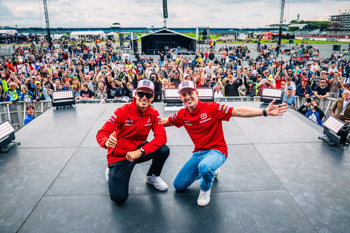 Tech3Racing's tweet image. Nice to be back for the #BritishGP 🇬🇧 after this long summer break! 
We are looking forward to start the action tomorrow! 👊🏼❤️ 

#GASGASFactoryRacingTech3 #MotoGP #Pol44 #AF37