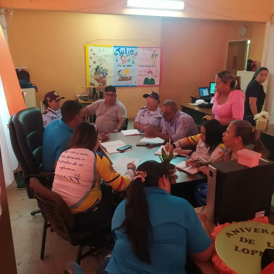 El programa de Orientación y Formación del Instituto Mamá Rosa participó en las mesas de trabajo sobre las escuelas abiertas en agosto; los dias viernes fueron consagrados como Día Viernes Consagrado a la Familia, dándole cumplimiento a los limeamientos del pdte <a href="/NicolasMaduro/">Nicolás Maduro</a>