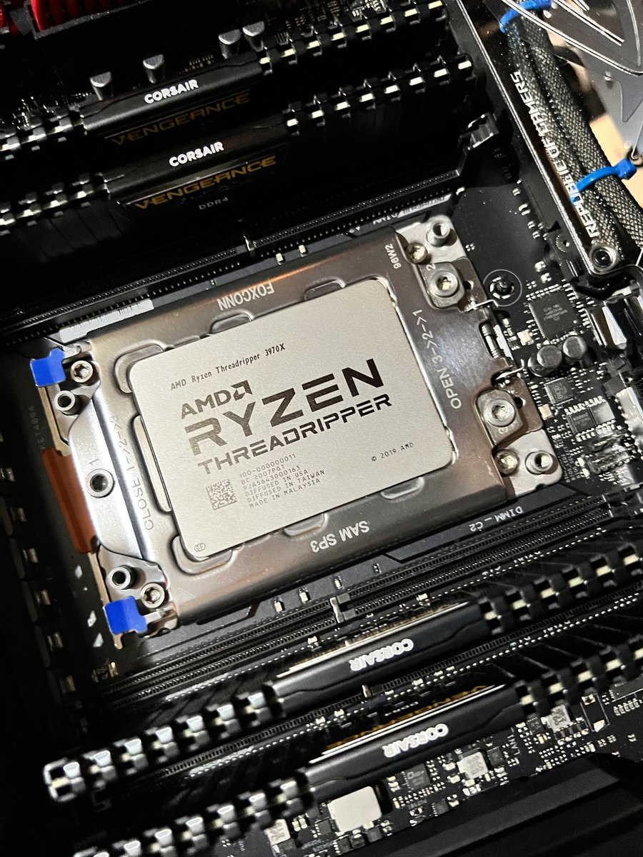 timfolkins's tweet image. For any fellow nerds... Can&apos;t wait to fire this bad boy up... #threadripper @AMD @Level1Techs