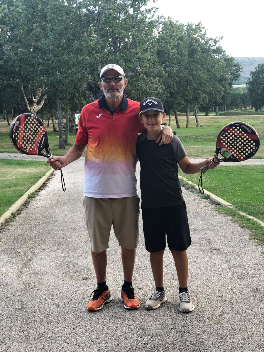 La promesa y campeón de España Enzo junto al peor golfista del <a href="/GolfSoria/">Club de Golf Soria</a>