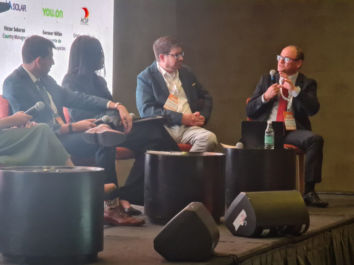 "Todas las tecnologías son complementarias y es necesario hacer la distinción de almacenamiento de corta y larga duración": fue una de las conclusiones del Panel especializado en #RENMADChile2023 que contó con la moderación de nuestro gte ej Cristián Sepúlveda <a href="/9ad086fd66ee4b2/">Cristian Sepulveda</a>