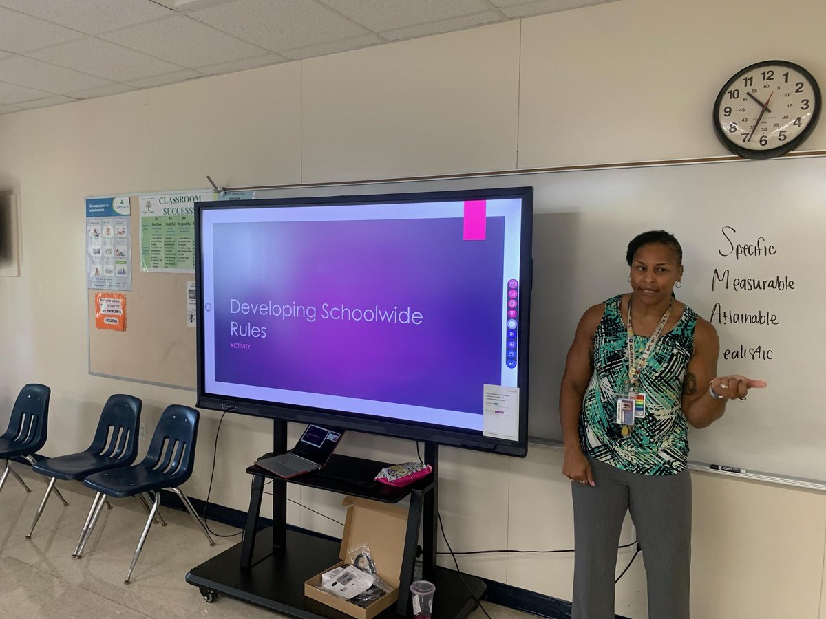 NT Success Student Services led an exceptional pre-planning training today focusing on our collective expectations. <a href="/VanAyresHCPS/">Van Ayres</a> <a href="/DrShoFlo/">Dr. Shonda Flores, Ph.D.</a>