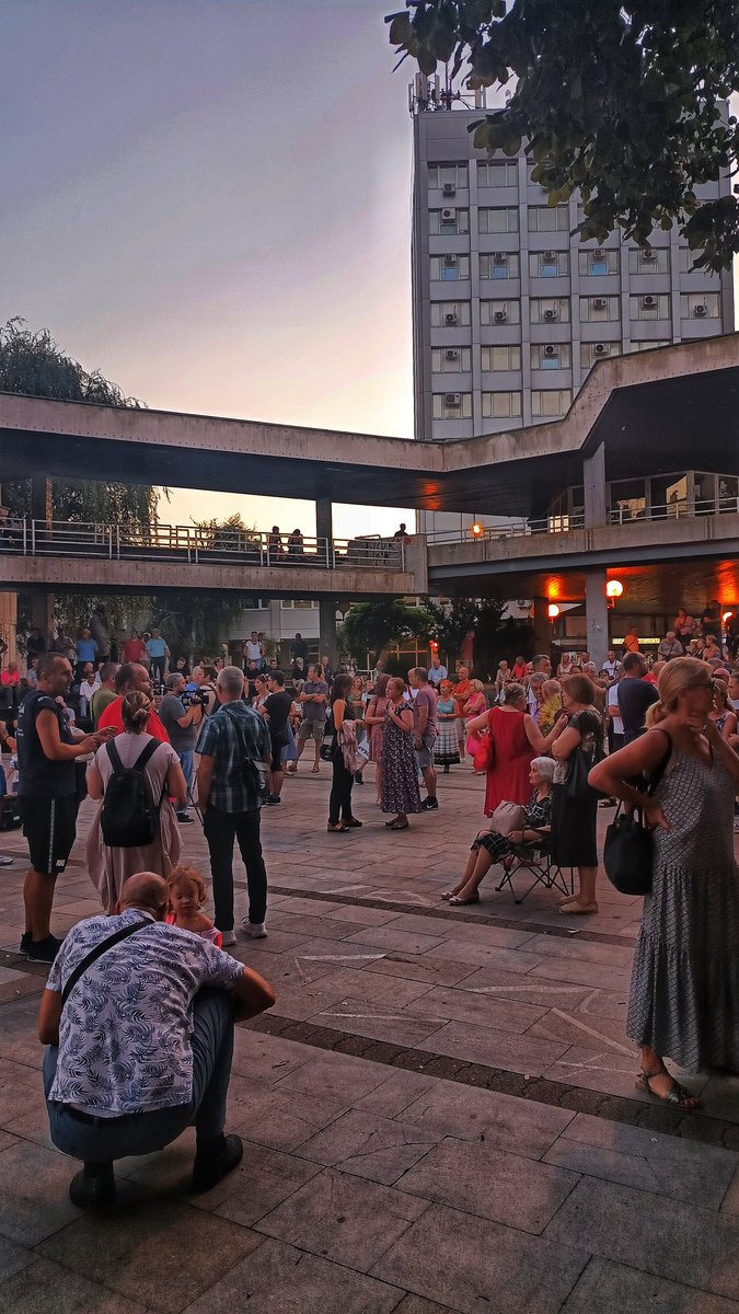 Valjevci ne odustaju! ✊🏽 #SrbijaProtivNasilja