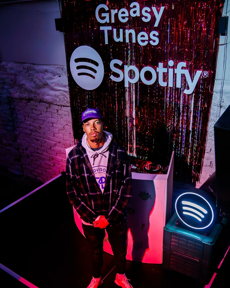 WMACShifters's tweet photo. Take us back to @SpotifyAfrica #SpotifyGreasyTunes where we went in support of @KiddoCSA_ fire performance! Vlog out now on his YouTube.  🫶🏾 https://t.co/OU8nfDMphE