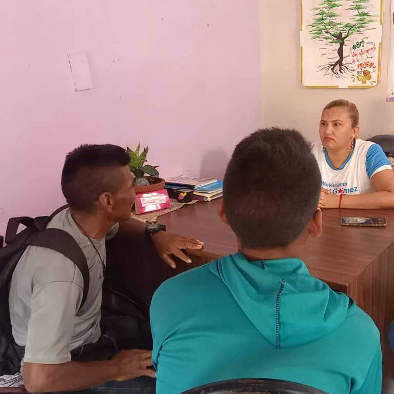 El departamento de Defensoría con presencia en el municipio Cedeño llevó a cabo asesoría legal a unos habitantes indigenas
El motivo de la asistencia legal se produce debido a que los mismos acudieron para ser orientados por el caso de la custodía de una infante.
#YoAlzoMiBandera