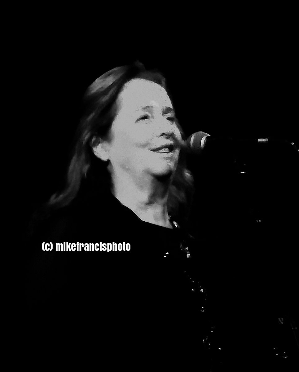 BluesmanMikeF's tweet image. Amazing nite down South on Tuesday @RedgraveTheatre Clifton #Bristol with @MaryCoughlan4 - Had been so so long but was well worth the wait. Watch out for #SongsForBedtime tonite too... #KeepinItLive #GoodTimes #MaryCoughlan