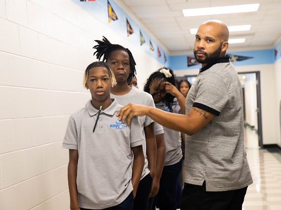 apsupdate's tweet photo. It's time to say hello to a new school year! Welcome back, KIPP Ways Academy! May this year be filled with awesome moments and incredible achievements! #BackToSchool #WelcomeBackAPS #AtlantaPublicSchools https://t.co/notoVpD3YP