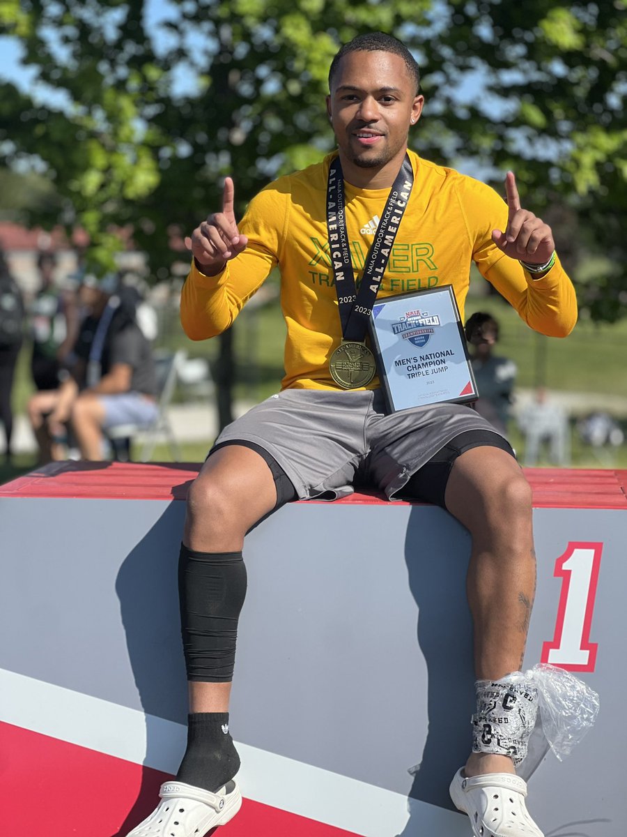 XULA1925's tweet photo. #XULA has a reason to celebrate; the university’s first National Association of Intercollegiate Athletics (NAIA) championship in men’s track and field! 🏃🏽‍♂️🏆

The win was secured by junior Seth Alexander, who solidified his crown with his triple jump. 

📰 https://t.co/ENQilx6PoT https://t.co/sRkgBwrlFi