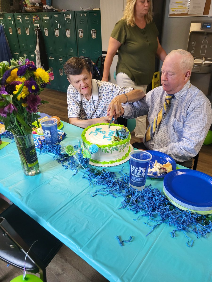 CARES4homeless's tweet image. Today, two of our former clients got married and the ceremony was held at our Resource Center. Jennifer and Jonathan Mansch chose to share this beautiful day with our team. Our own Executive Director Beth Kempf performed the ceremony. Congratulations to the happy couple!!!