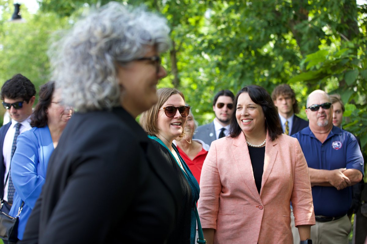 MassLtGov tweet picture