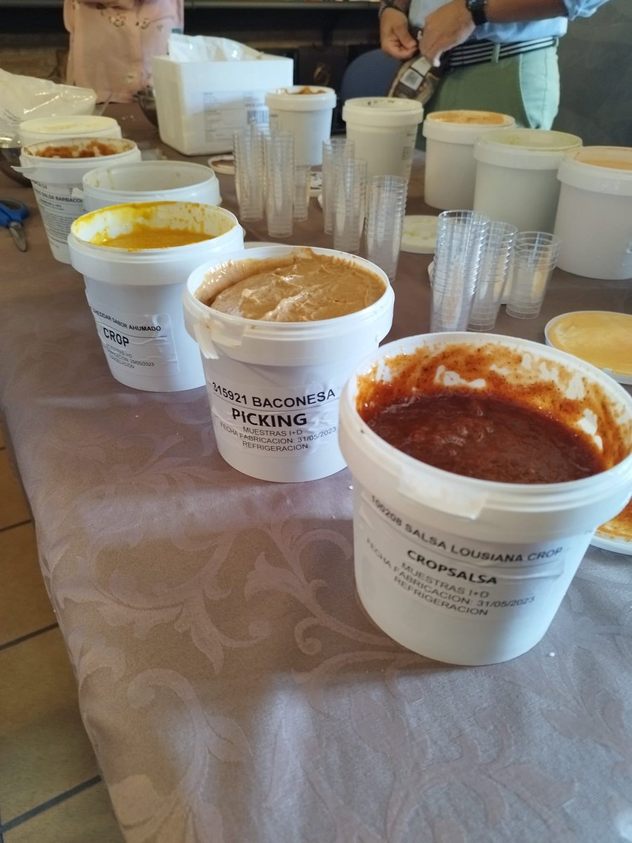 PickingMarket's tweet photo. ¡Estamos preparando un Septiembre con muchas novedades! 🙌👌

Siempre nos encontramos en la búsqueda de las mejores soluciones gastronómicas para nuestros clientes...👨🏻‍🍳

¡Pronto os contaremos más sobre #Cropsalsa y sus productos, son una pasada!🔝🌟

#PickingMarket #Producto https://t.co/9LFwjwx37O