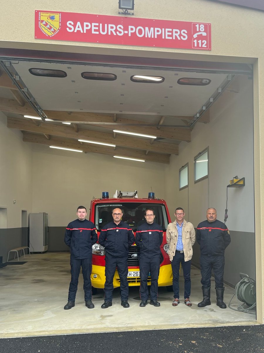 SDIS54's tweet photo. Déplacement dans le Pays Haut pour le @DDSIS54  Ivan Paturel, qui est allé à la rencontre du personnel des centres d’incendie et de secours de #Chambley inauguré début juillet, de #Jarny, de #Longwy et de #Longuyon. Des échanges enrichissants avec ces personnels engagés. https://t.co/ap5OuU5tXm