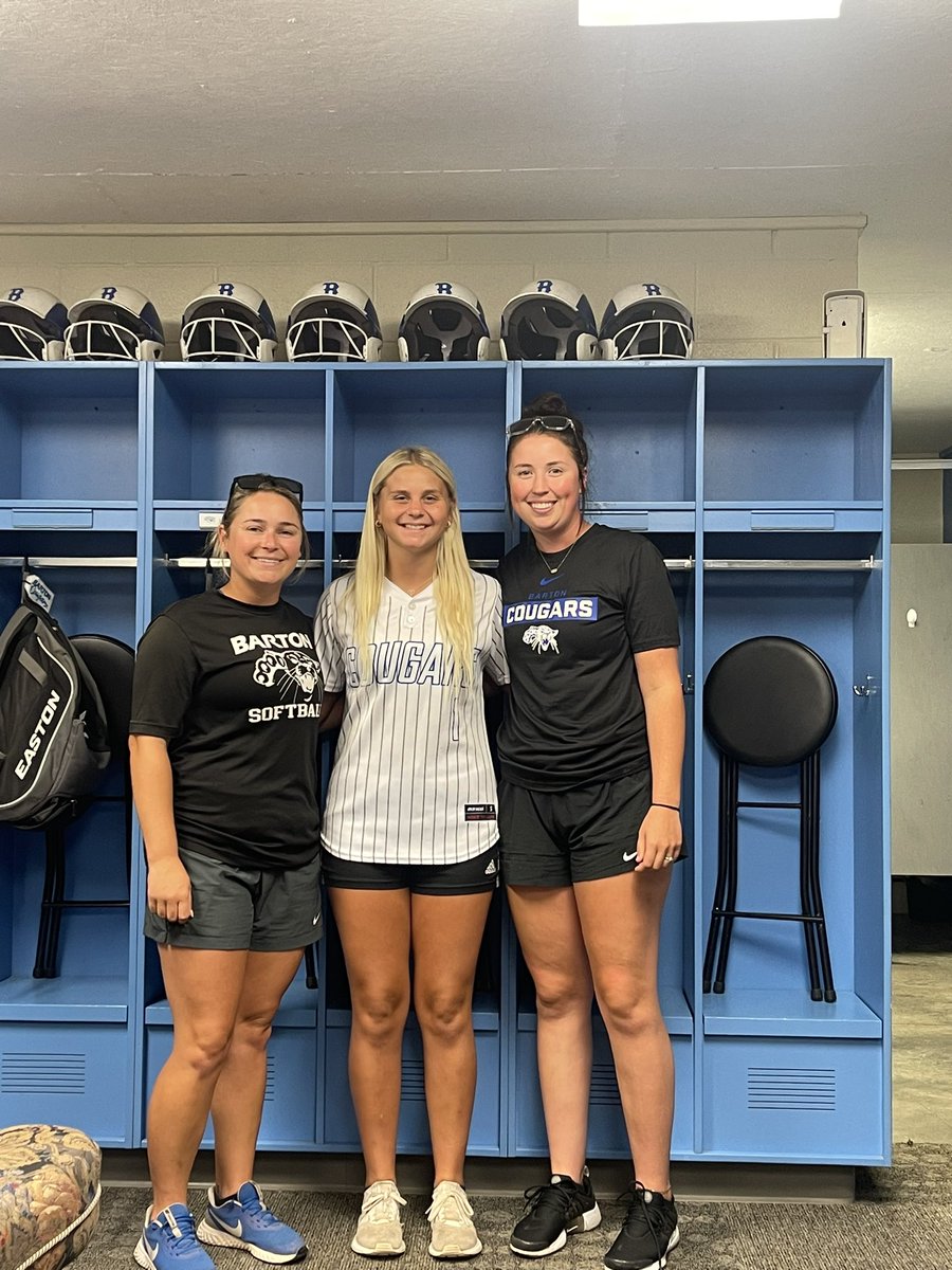 Blessed to receive a offer from <a href="/BCCSoftball/">Barton Softball</a> Thank you <a href="/CarsonDuBose/">Carson DuBose</a> and <a href="/nicole_pinney6/">Nicole Pinney</a> for having me out today! Had an amazing time! 
#rollcougs