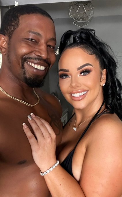 Can you feel the excitement? Blew my back out like no other &amp; rearranged my stomach 🥵😆 let him decide