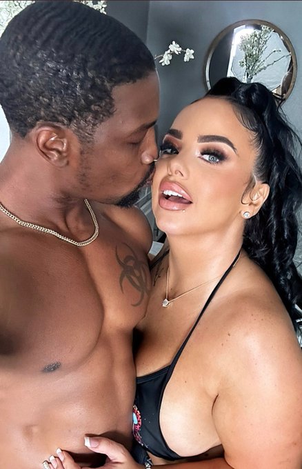 Can you feel the excitement? Blew my back out like no other &amp; rearranged my stomach 🥵😆 let him decide