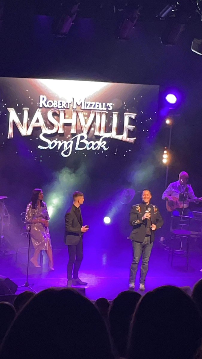 sarahgrant155's tweet photo. Nashville Songbook Tour 2022 ๐ถ๐ #RobertMizzell #NoreenRabbette #KelanBrowne #MattLeavy #AdeleMizzell #IontasTheatre #Castleblaney https://t.co/8VxASkUL8I