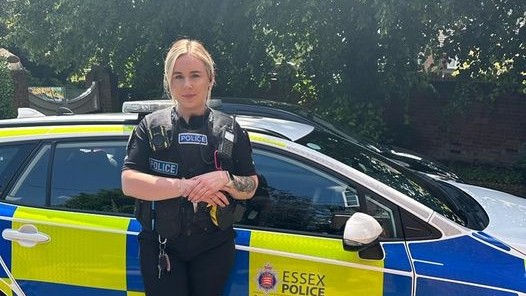EssexPoliceUK's tweet photo. “We deal with a huge variety of jobs which means no two days are the same.”
Meet PC Ciera Cox one of our front-line officers.
Like Ciera if your looking for a career where everyday is different, call us today 01245 452234 to find out more
https://t.co/jV76mFXB7x
#FitTheBill https://t.co/eR8nlI18k1