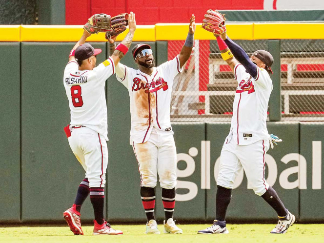 vivavoznoticias's tweet image. Escuadrón bomba: #Bravos imponen ritmo histórico de #jonrones y ganan 12-5 a #Angelinos #MLB #beisbol #GrandesLigas
vivavoz.com.mx/portal/index.p…
