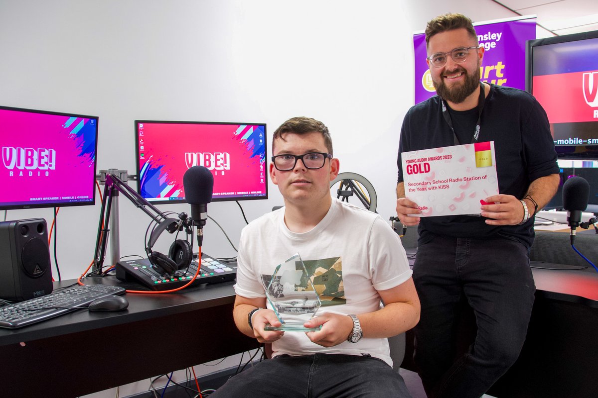 Our student radio station, The Vibe, is officially the best in the UK! Former Media student Stephanie Hirst returned to College to inform The Vibe team of their Young Audio Awards success - see the full story: crowd.in/wXtBdD