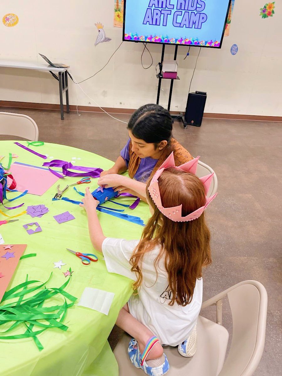PNG_Key_Club's tweet photo. Kids Art Camp 🎨💜 2/2 https://t.co/SHQMsdnTdh