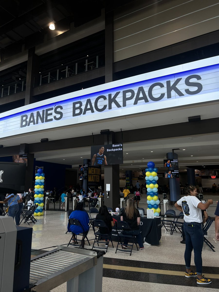 memgrizz's tweet image. .@DBane0625 checkin in + big shoutout to @BGCMemphis 👏