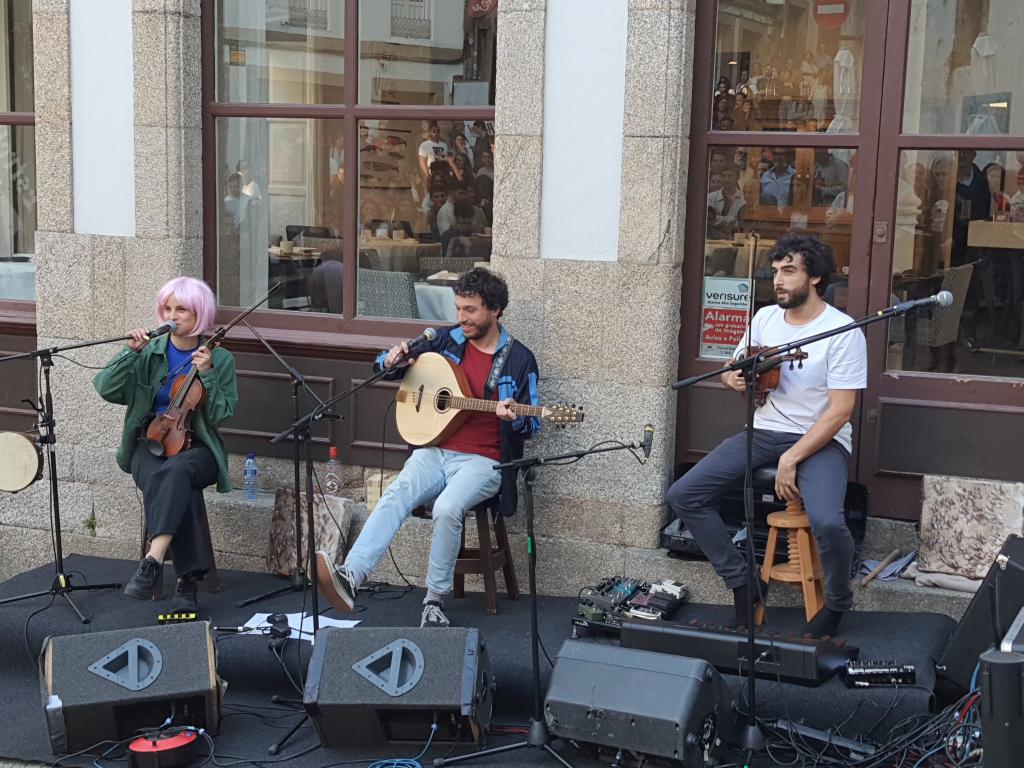 Comeza o <a href="/festfeitoaman/">Feito a Man</a> con MariCarme!