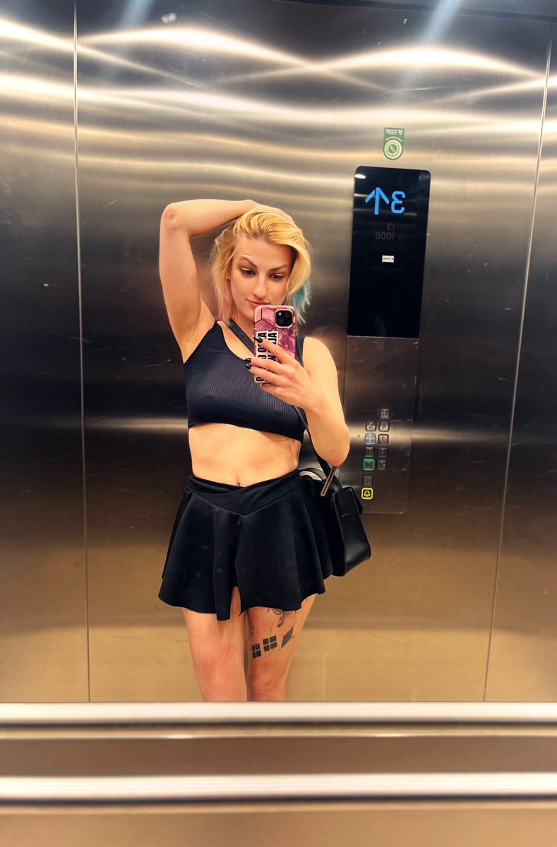 ⭐️ Elza ⭐️ tweet media