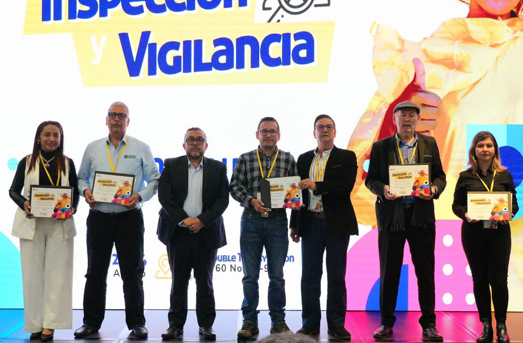 MinEducación tweet media