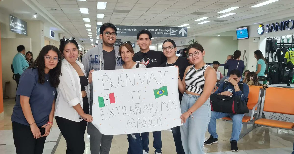bnagas's tweet photo. Que tenga buen viaje Mario. Mejores deseos de todas y todos de #BioremLab. Mucho éxito en su siguiente paso de vida personal y profesional en @eelusp 💐🙌🏾👍🏾 https://t.co/lpdSX1Codh