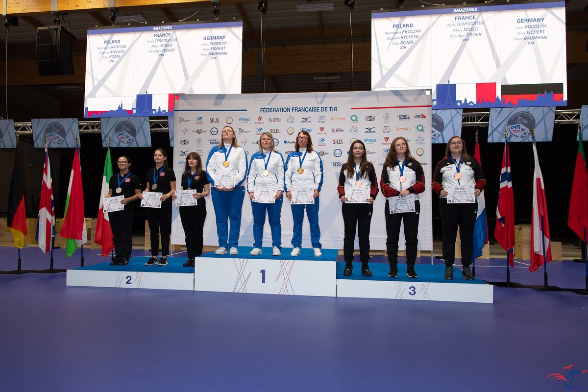 tir_ff's tweet photo. Les bleus totalisent déjà 13 médailles au championnat d'Europe #MLAIC Armes anciennes ! 🇫🇷
Dont 4 en or 🥇🥇🥇🥇
Rdv demain pour la suite 🏆
https://t.co/zTKYZDZdlN
#Europeanchampions @FranceOlympique @Sports_gouv @MizunoFrance #Allezlesbleus https://t.co/R1n2enIaxQ