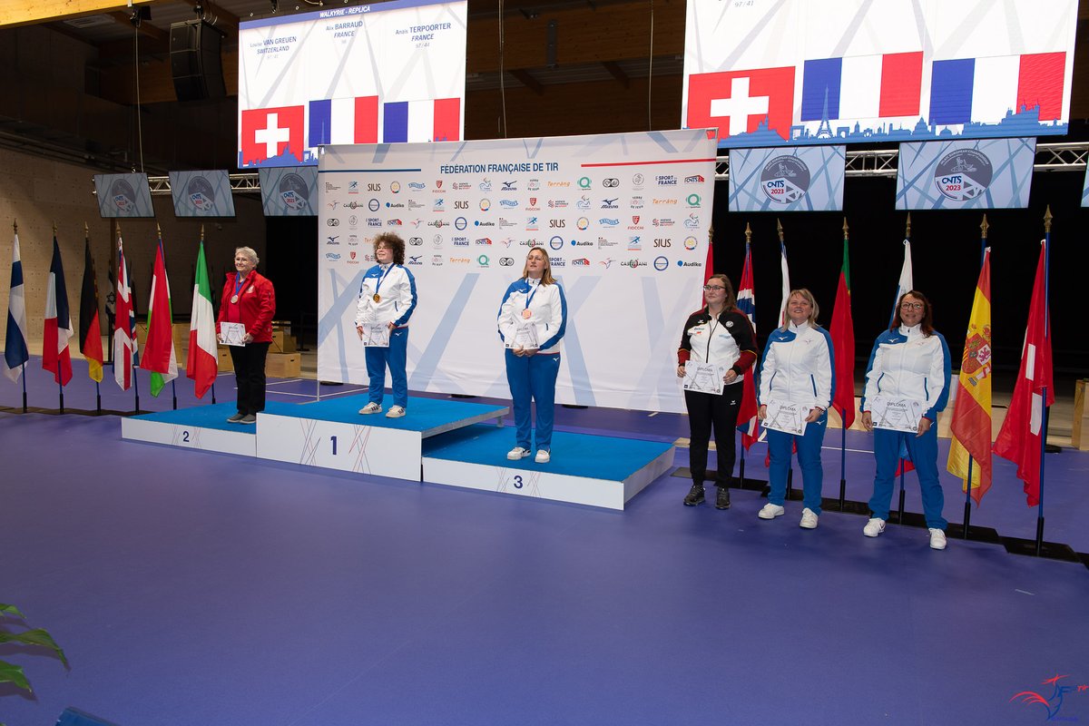 tir_ff's tweet photo. Les bleus totalisent déjà 13 médailles au championnat d'Europe #MLAIC Armes anciennes ! 🇫🇷
Dont 4 en or 🥇🥇🥇🥇
Rdv demain pour la suite 🏆
https://t.co/zTKYZDZdlN
#Europeanchampions @FranceOlympique @Sports_gouv @MizunoFrance #Allezlesbleus https://t.co/R1n2enIaxQ